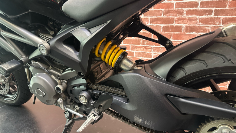 Ducati Monster 1100 Evo ABS DTC